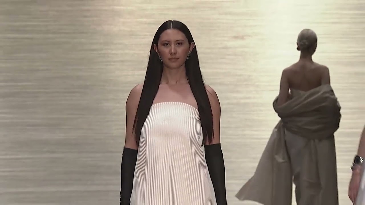 Abiti da sposa Sophie et Voilà 2025, minimalismo raffinato