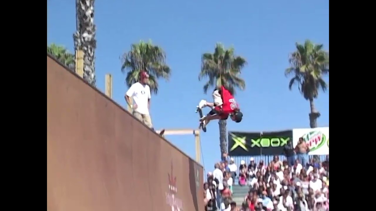 Rune Glifberg. 2002 Vans Triple Crown. Oceanside CA.