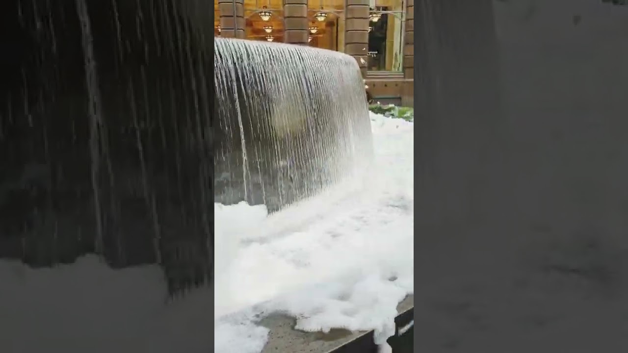 Why is Sydney's CBD Water Fountain turning into a bubble bath? (Martin Place vandalism)