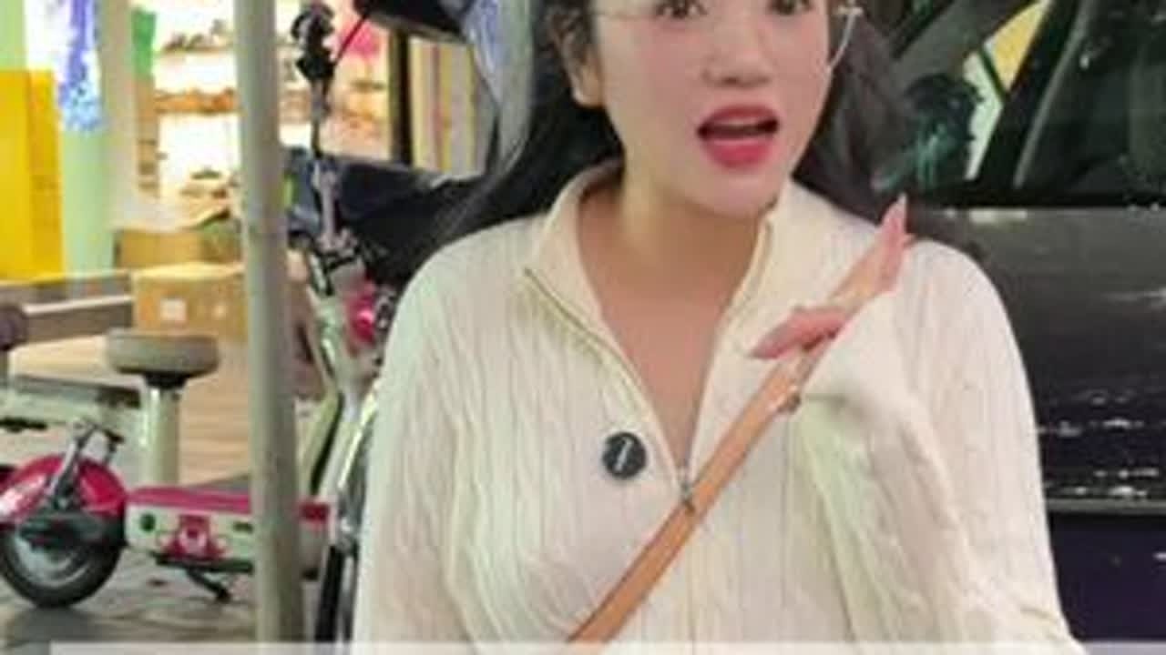 为了吃一家炸排骨跑了50公里，吃货的执着不可小觑，还好我有问界M8，有华为乾崑智驾，出行的路上让我轻松不少。走，陪我一起去吃炸排骨吧#问界M8 #鸿蒙智行 #ADS伴我行