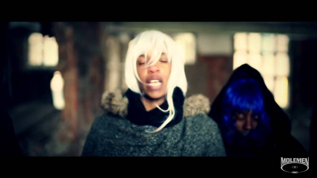Queen Until Ft. Psalm One - Prod. By Panik - - Molemen records - Panik on the beat