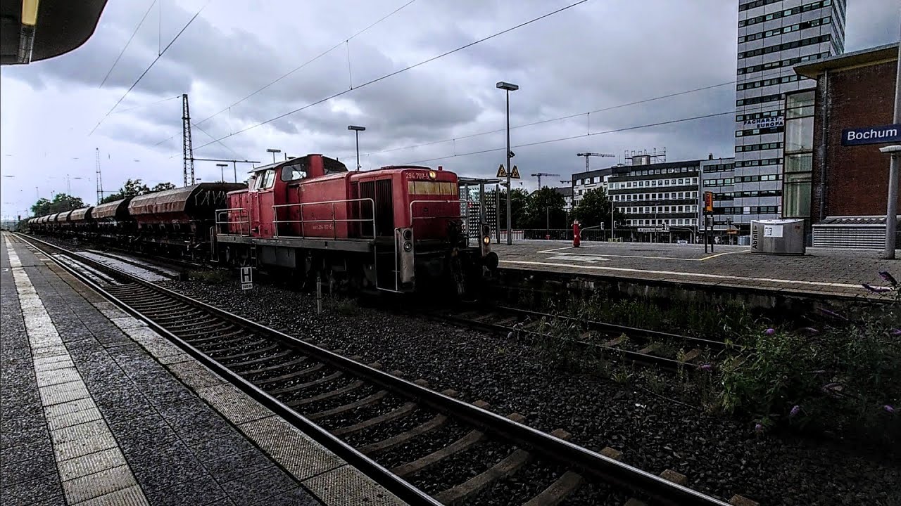 A bit of heavy diesel haulage, provided by the Baureihe 294 in freight service - Passage -