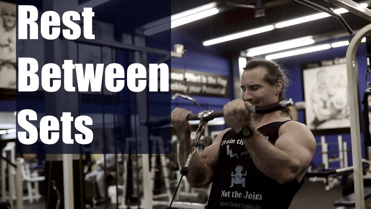 How Much Rest in Between Sets to Build Muscle