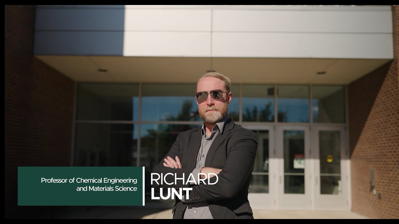 Richard Lunt | University Distinguished Professor 2025