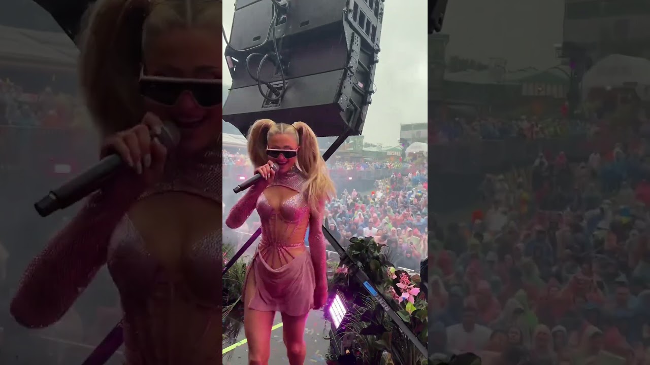 Very very low key #tomorrowland | Paris Hilton