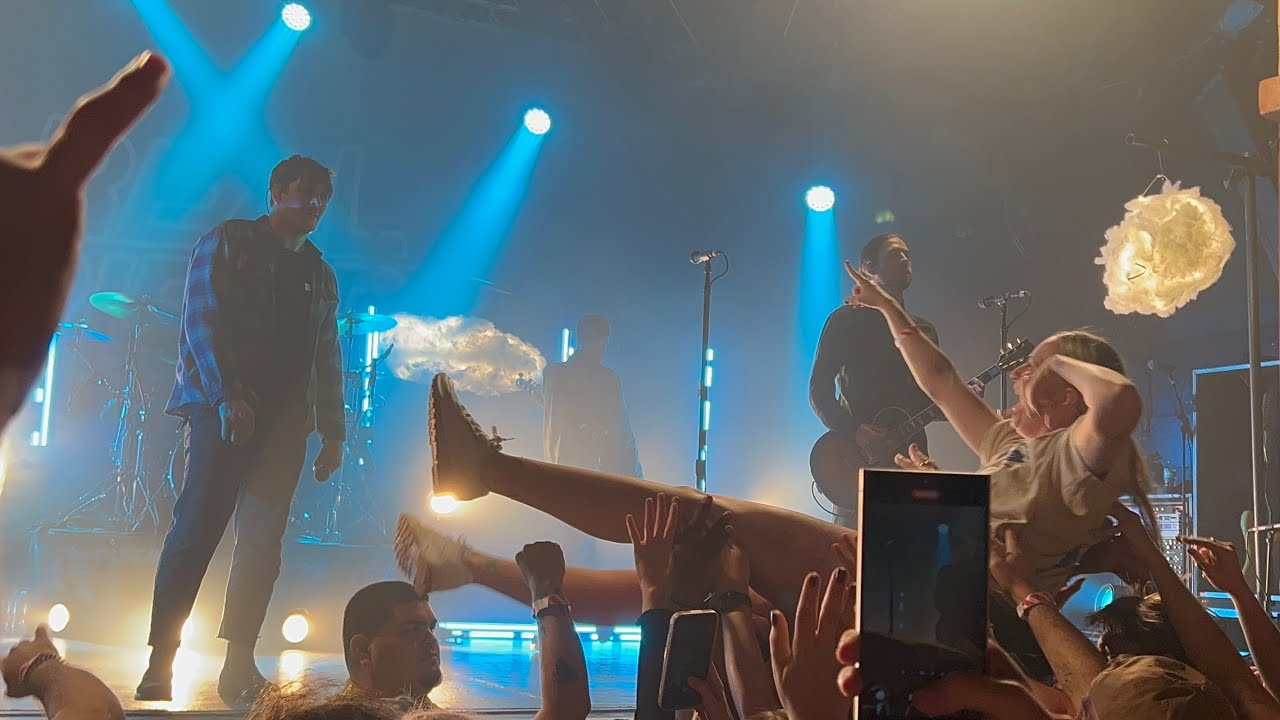 REAL FRIENDS “When You Were Here” (Live in Orlando)