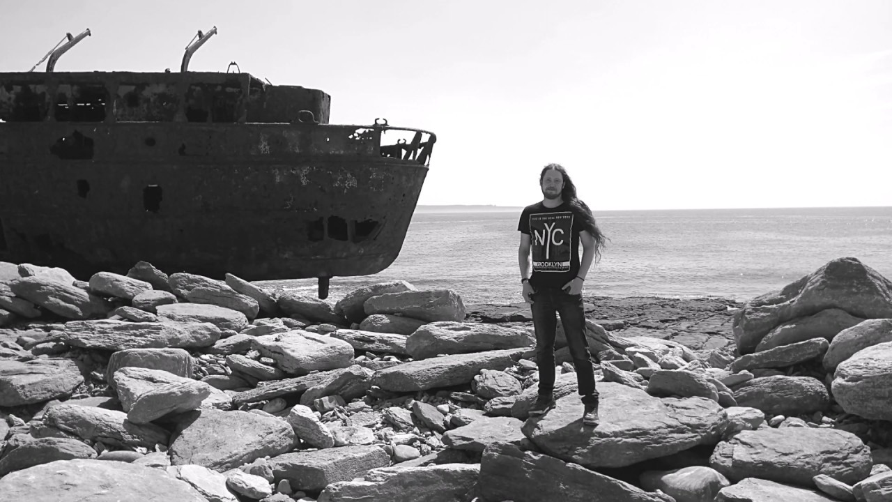 Dani Oliveira - Leaderless Ship