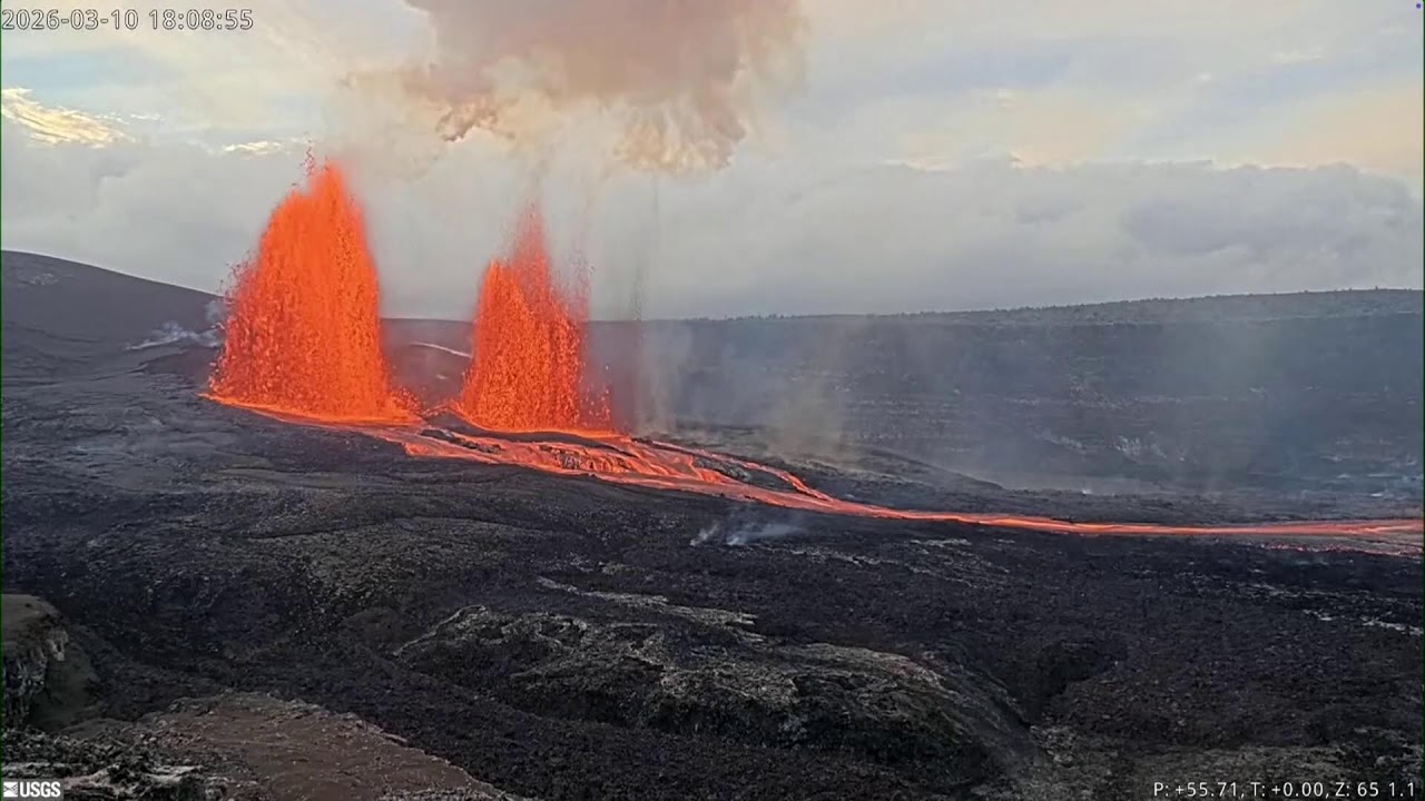 WATCH: Live of Kilauea volcano erupting in Hawaii