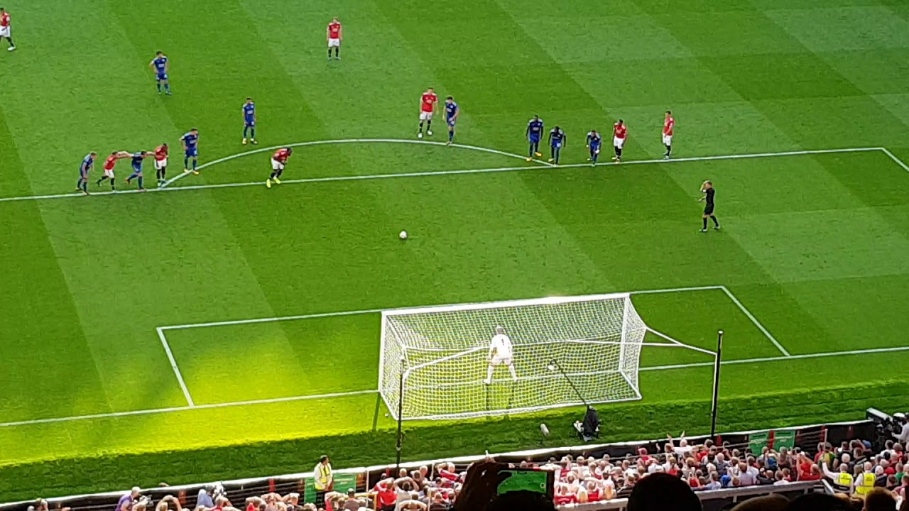 Lukaku missed peno Man Utd 2v0 Leicester E331 row 39. 26/8/17