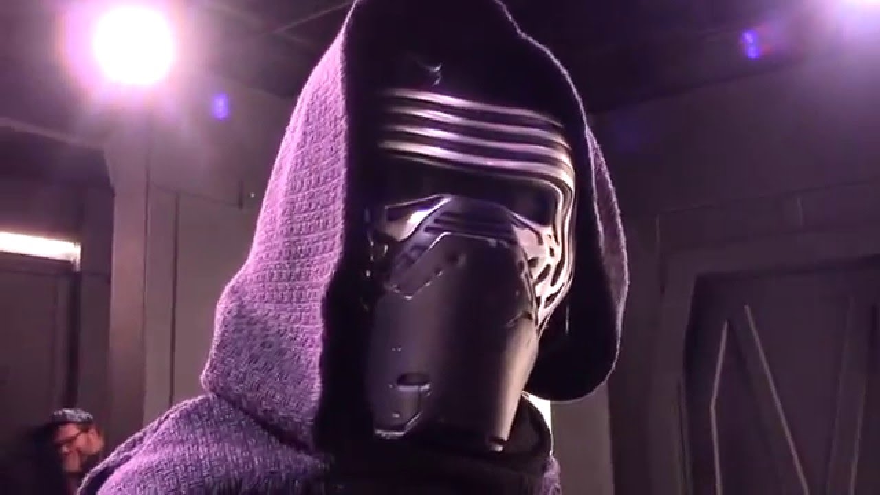 Interactive Kylo Ren Meet & Greet - Star Wars Launch Bay - Walt Disney World