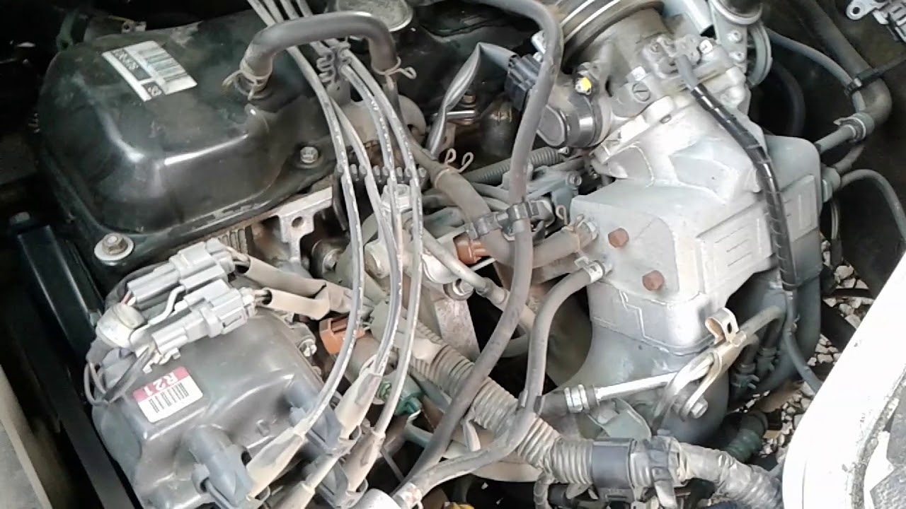 DISMANTLING 2000 TOYOTA HIACE VAN 2RZ 2.4LT PETROL 5 SPD MAN C4755