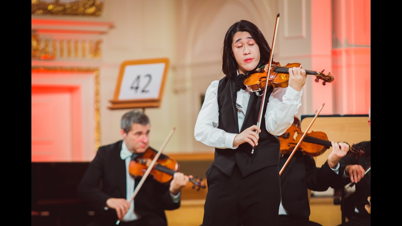 Ryosuke Suho plays Mozart and Bach - Stage 3 - International Wieniawski Violin Competition BINAURAL