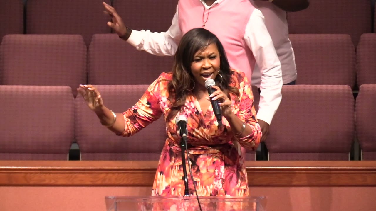 Nia Allen | Wait and I Love You Jesus | Live at Peaceful Rest (The Family of Faith)