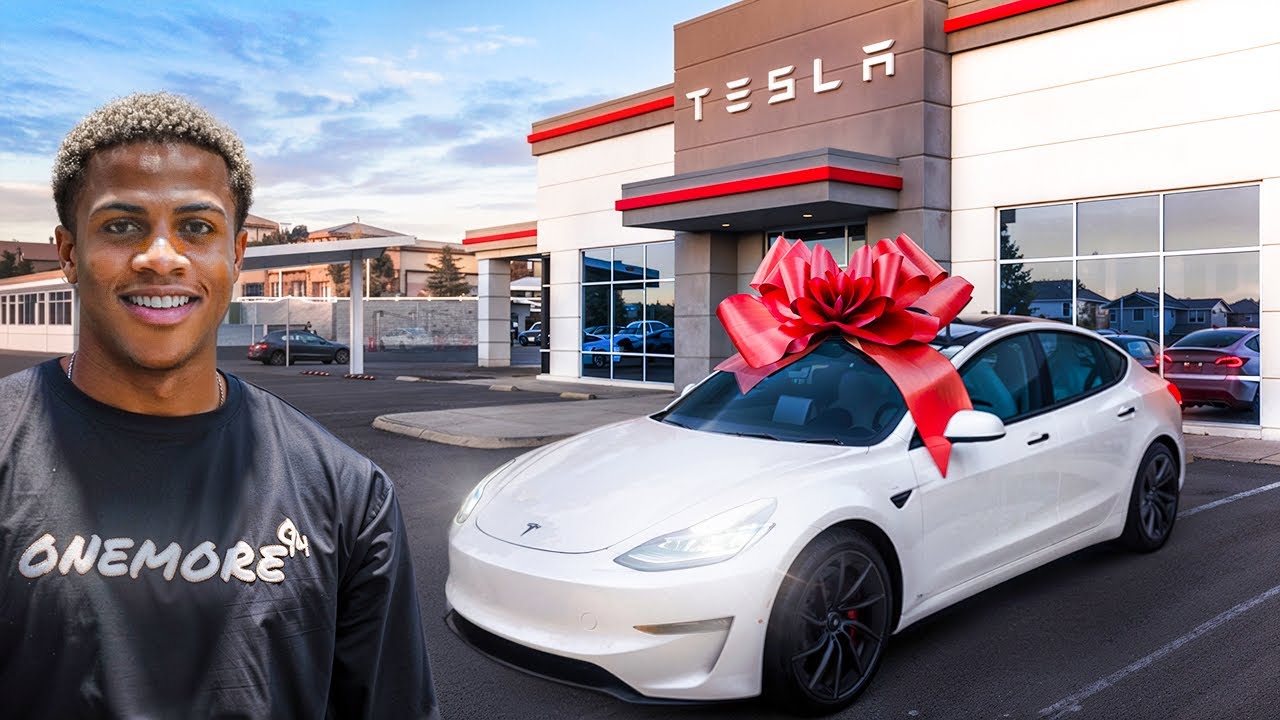 День доставки моей новой Tesla Model 3 Performance ⚡
