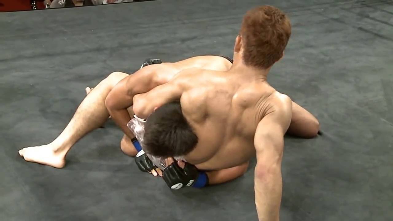 山本“健斗”デリカット（総合格闘技道場コブラ会） YAMAMOTO KENTO DERRICOTT YAMAMOTO vs 久保村嘉輝（飛翔塾コンドル） YOSHITERU KUBOMURA
