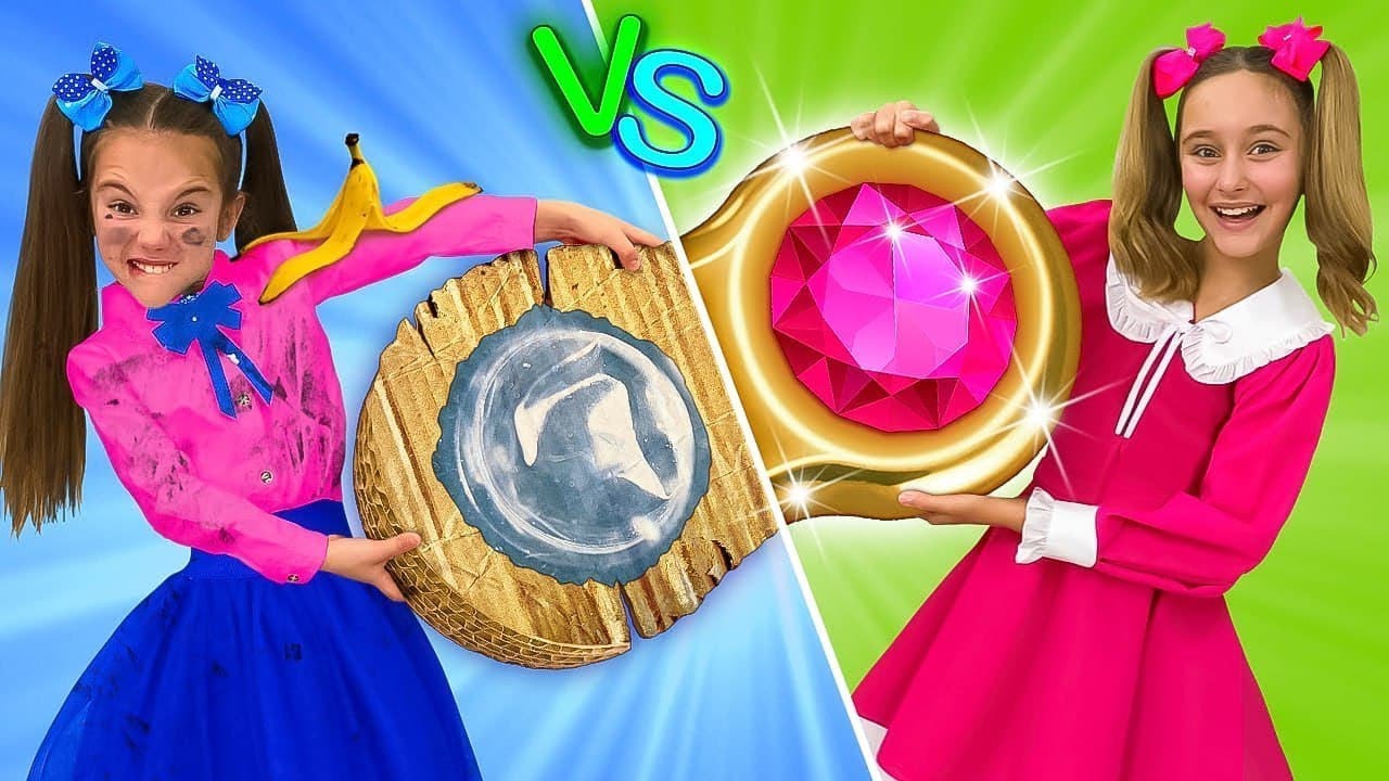Primer d&iacute;a de colegio con Sasha y Kira | Compa&ntilde;eros de clase ricos vs pobres