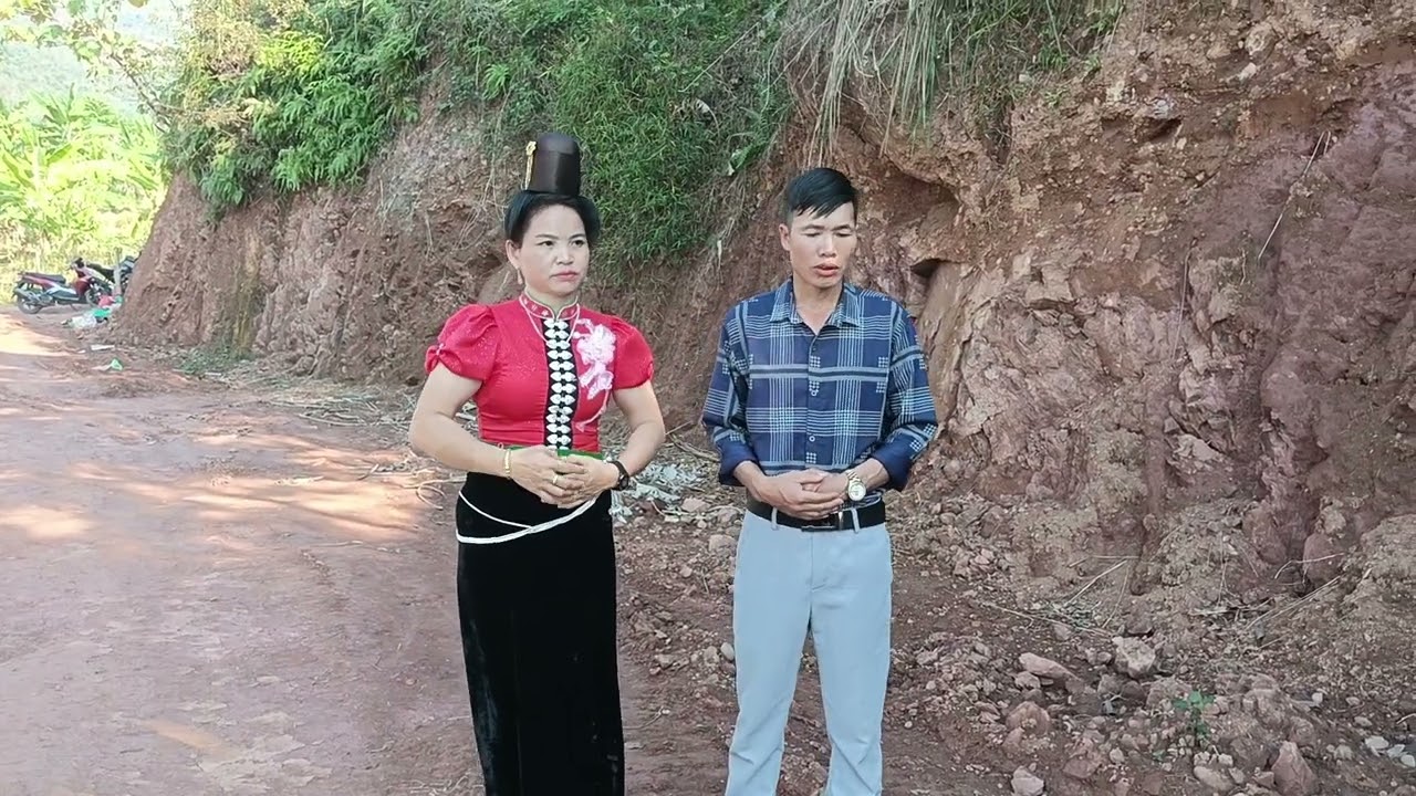 Lò mín lò sinh hát giao lưu