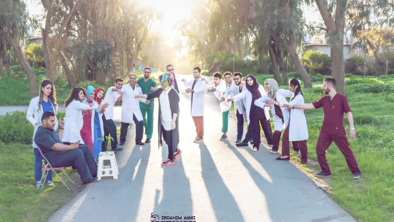تخرج كلية طب الأسنان - كروب C - جامعة الموصل - الدفعة TMJ \ كواليس جلسة تصوير HD 2017