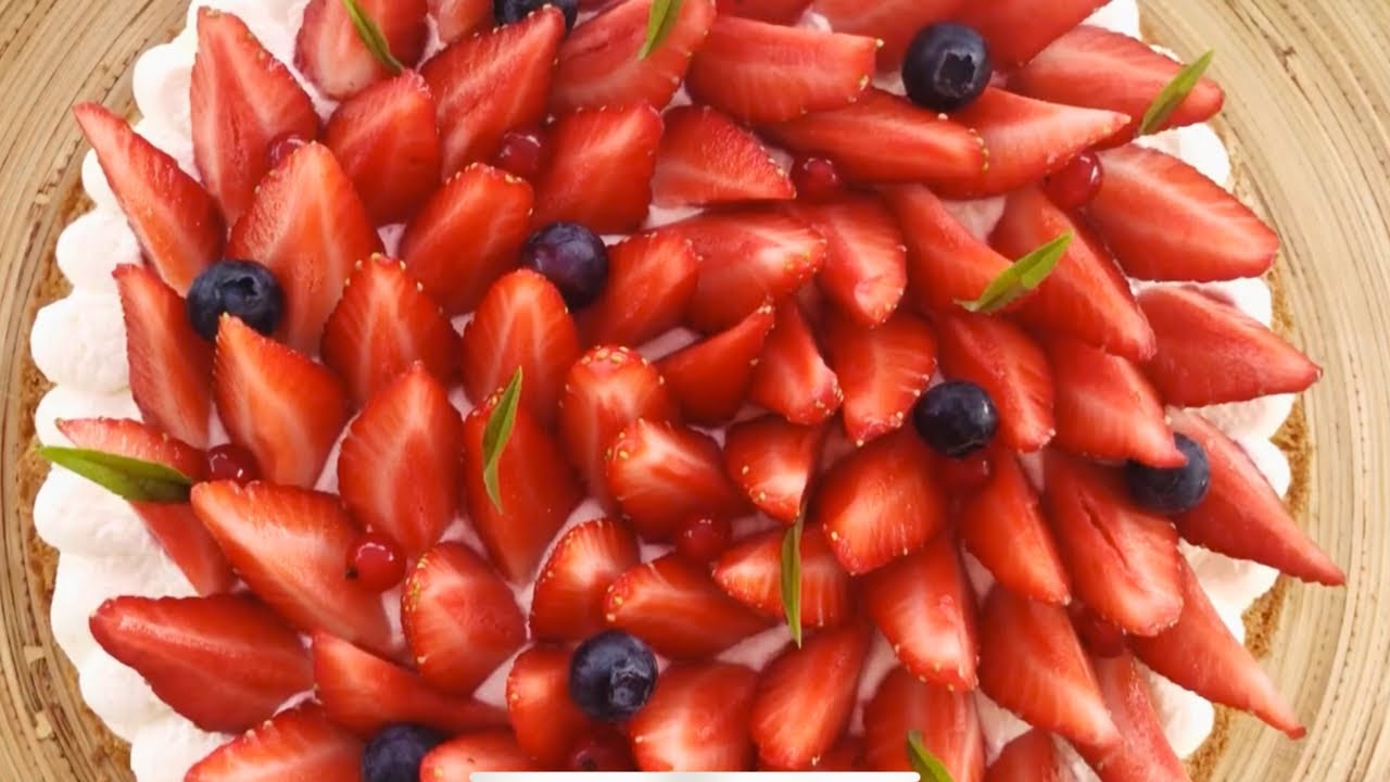 La recette de la tarte aux fraises, biscuit croustillant, chantilly légère pour dessert léger d’été