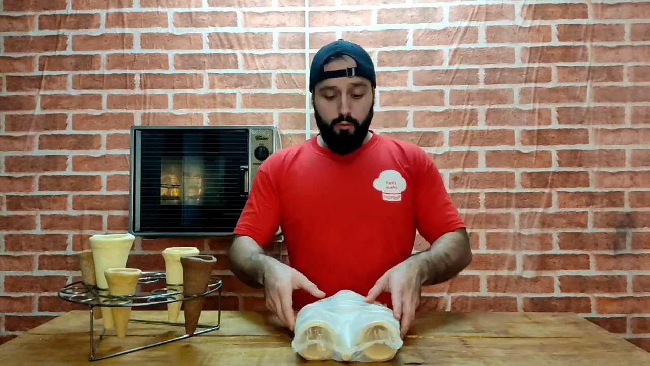 4- Manuseio e armazenamento da massa pr&eacute; assada Pasta madre.
