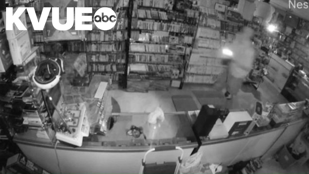 Thief cuts through ceiling to steal from Houston-area store