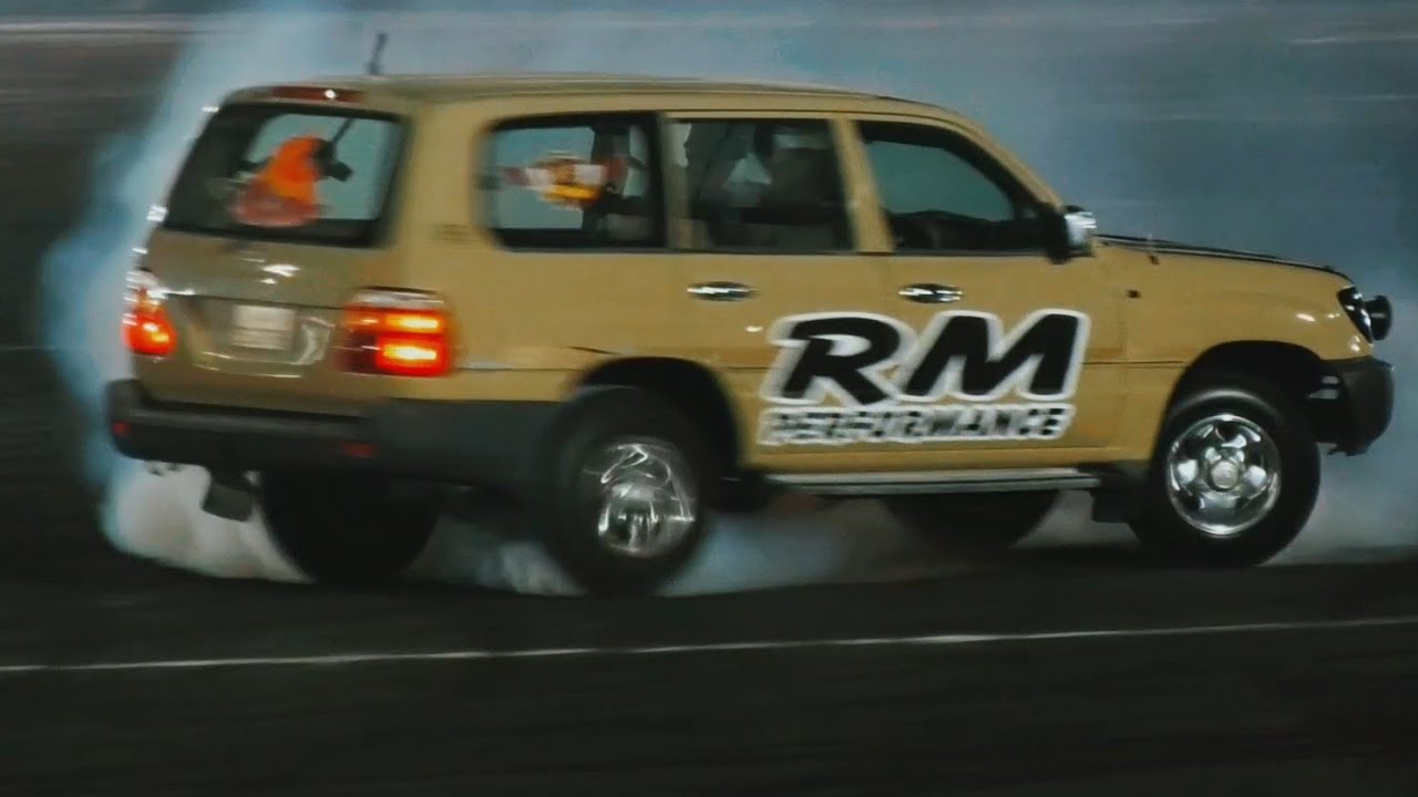 Qatar Land cruiser drift