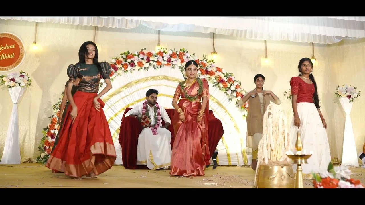 Kerala bride and team dance performance