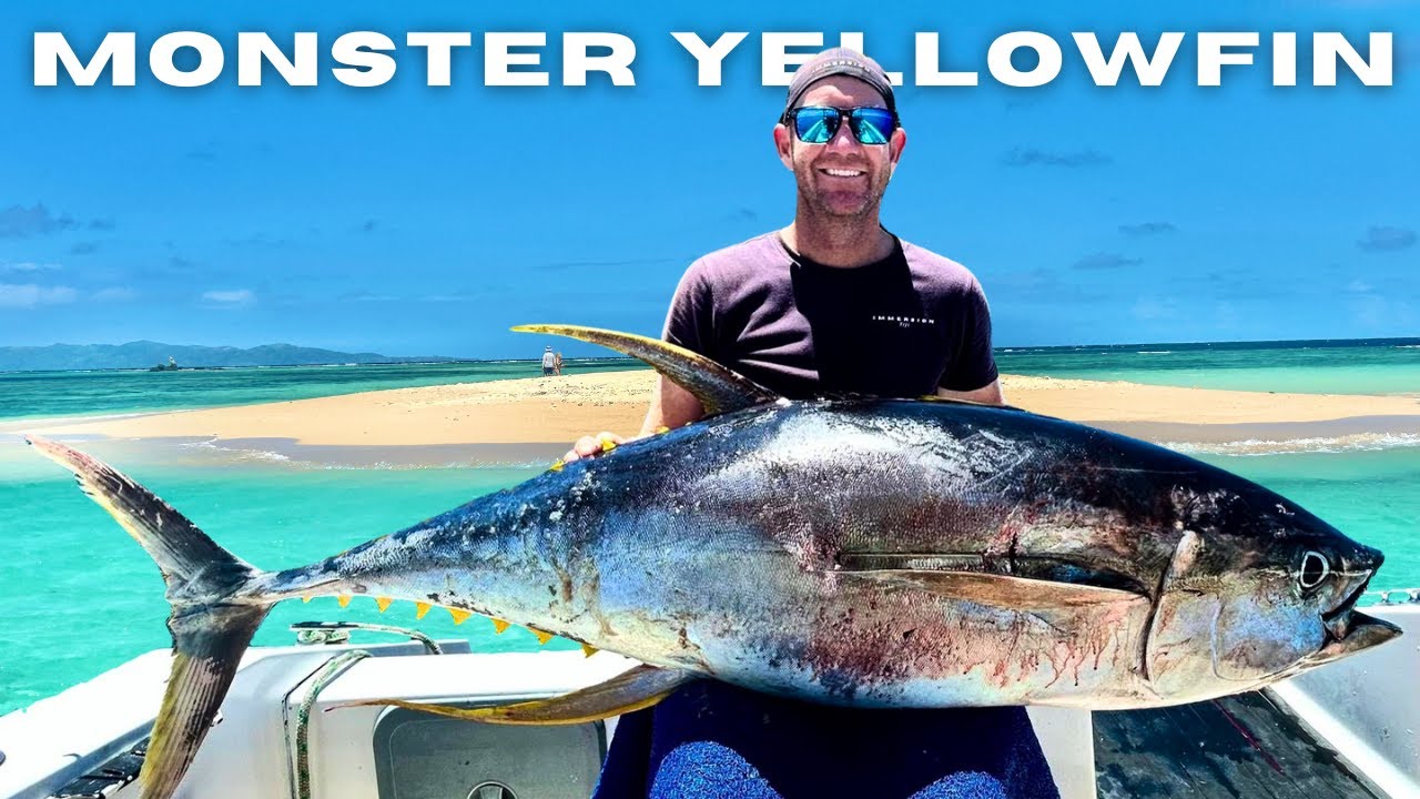 Monster Yellowfin Tuna! | Bluewater Battle!