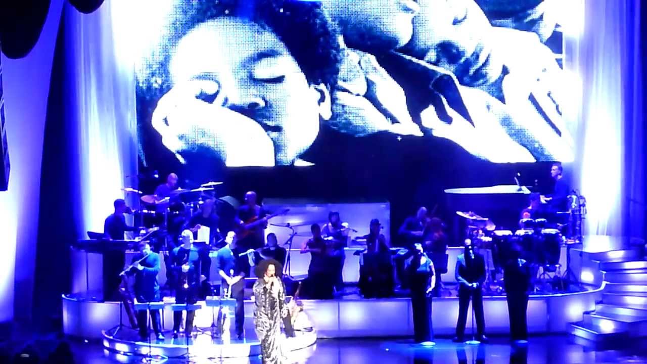 Diana Ross - It's Hard For Me To Say (Atlantic City, 2010)