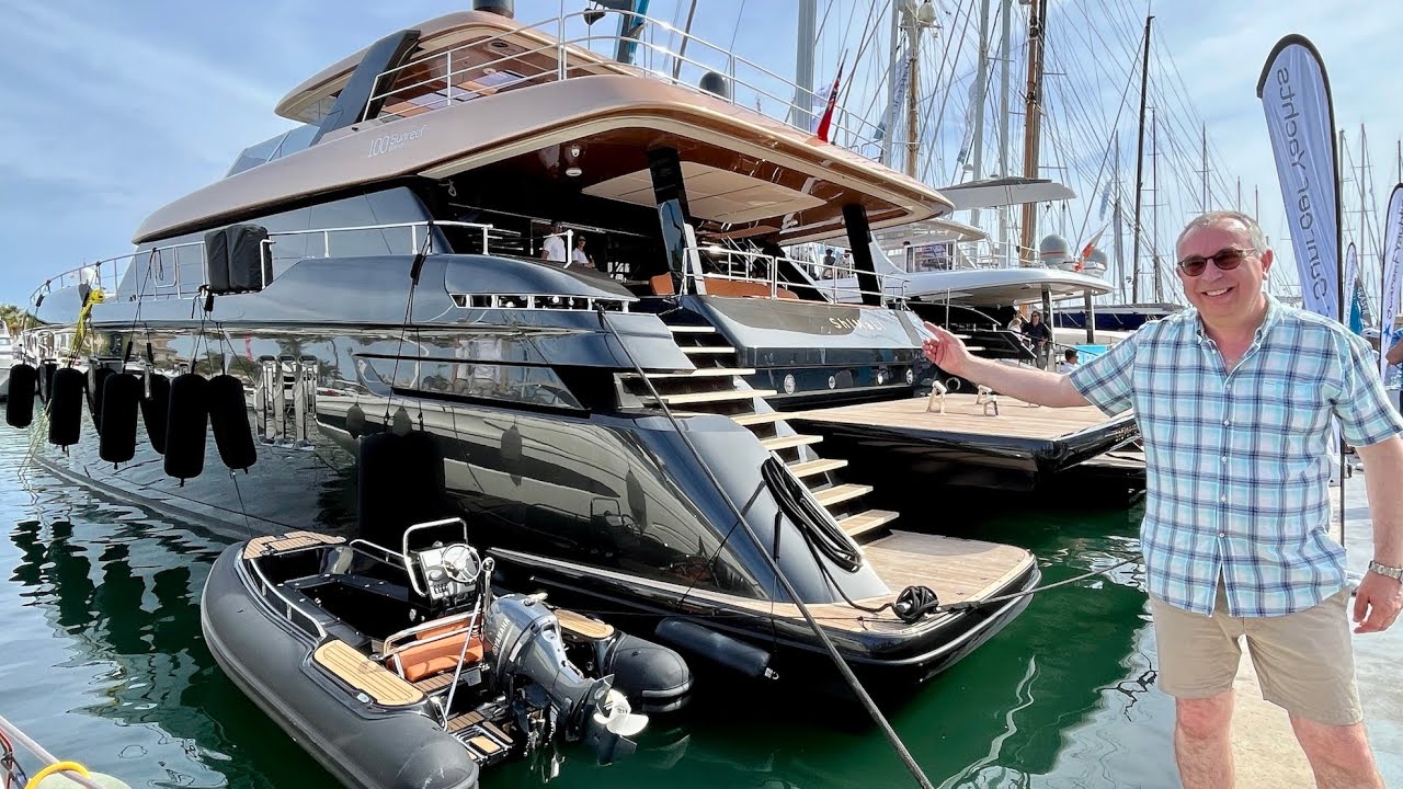 &euro;14 Million Superyacht Tour : Sunreef Power 100