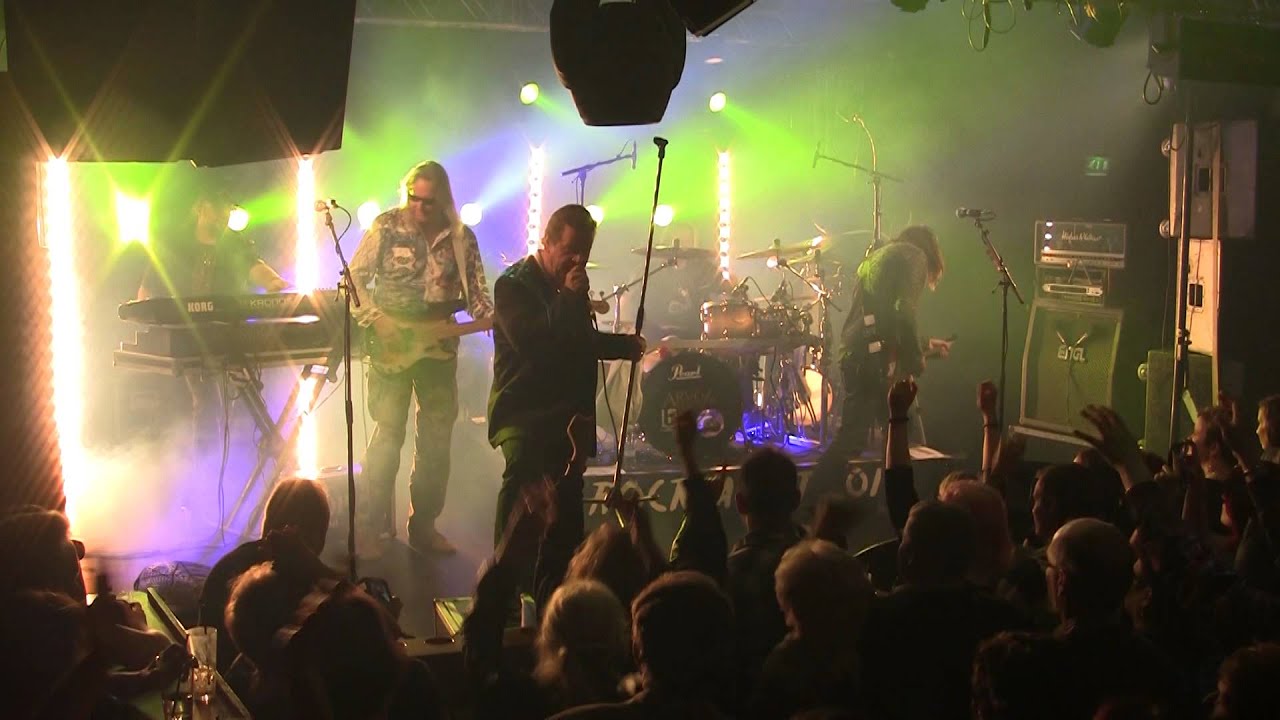 Popeda - Olen valmis & Elämässä pitää olla runkkua (Varkaus 18.10.2014)