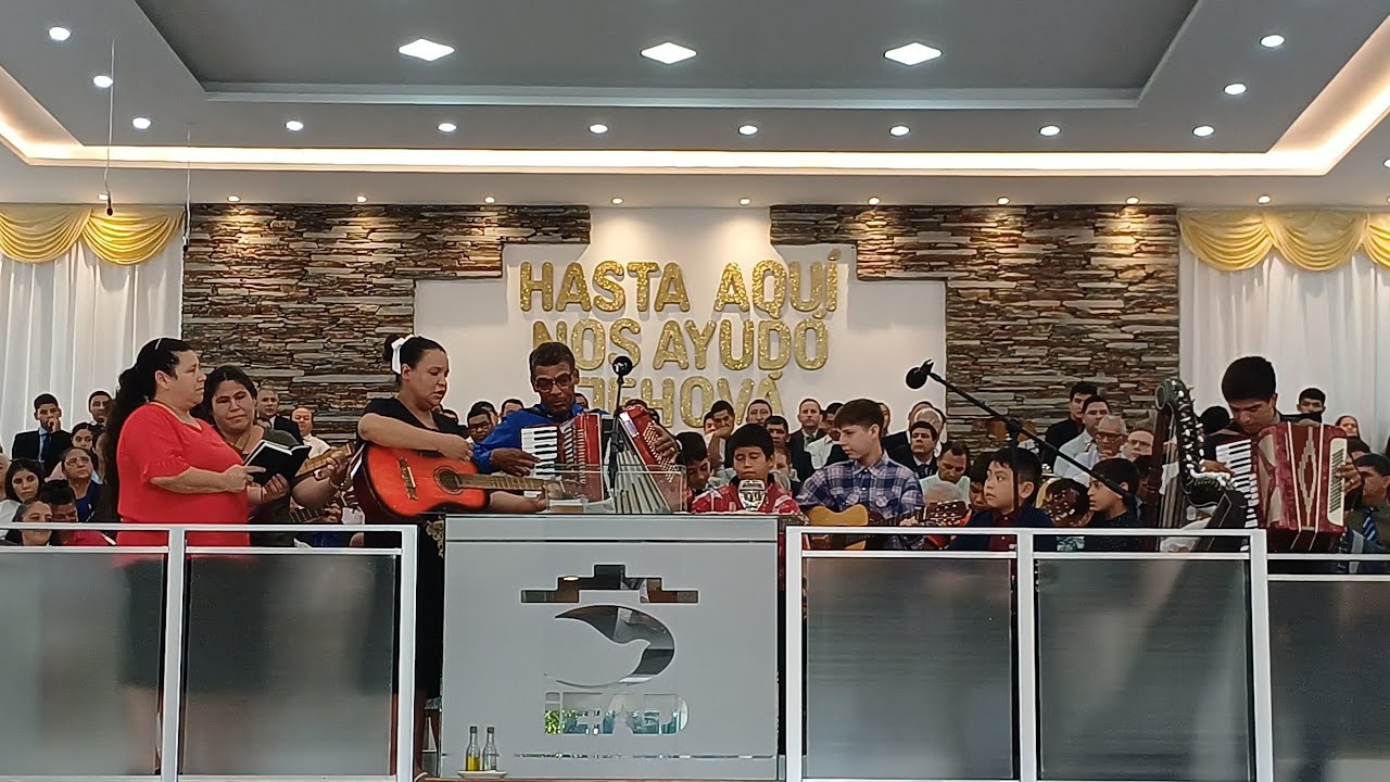 Grupo de aprendiz Guitarra y acordeon IEAD Pilar 