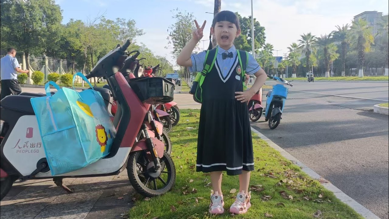 莫雨桐广东河源幼儿园的生活开始了！