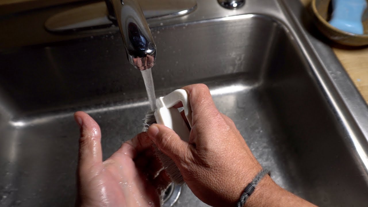 Prepping Your Hands for Tying