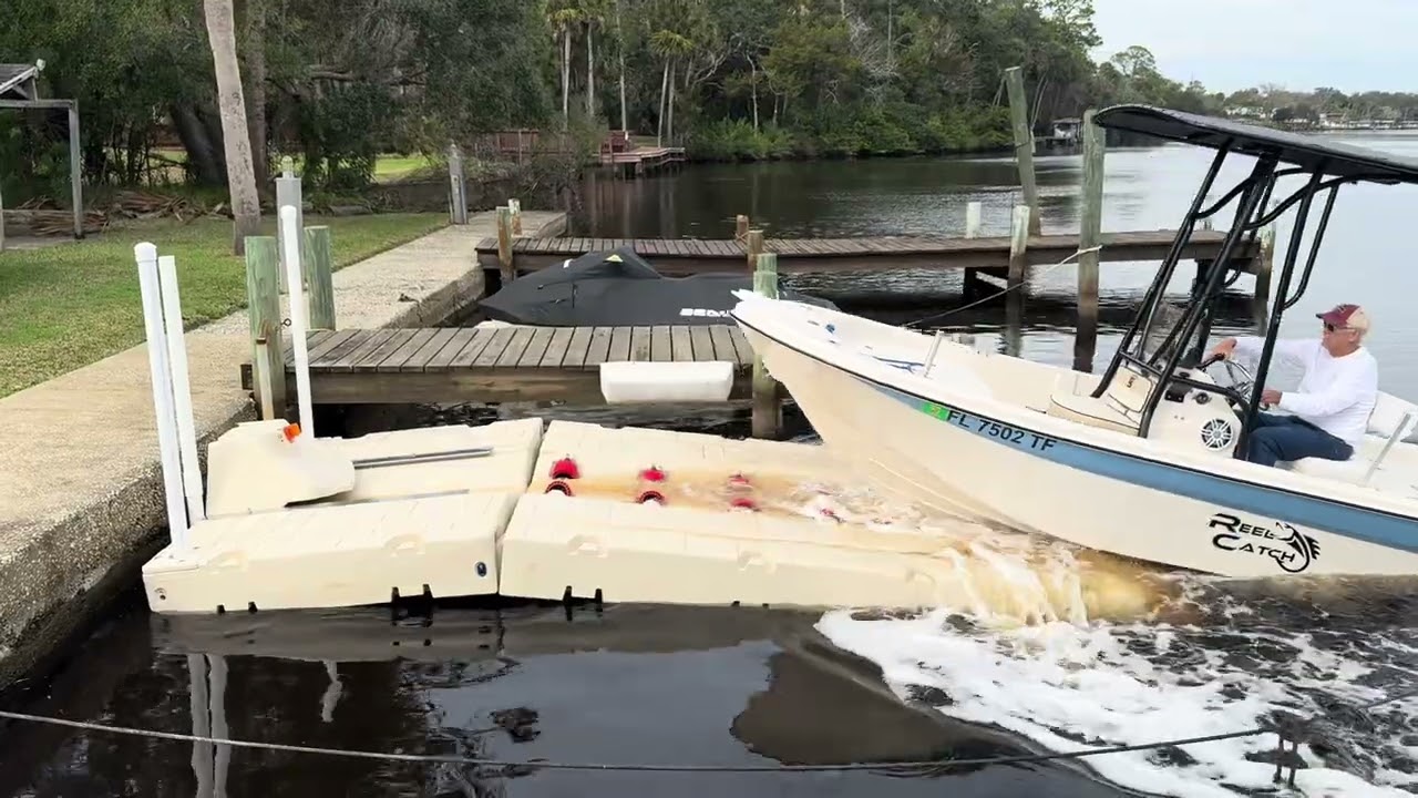 Wave Armor Pro170 drive on boat port installed by Maui Docks in Florida 