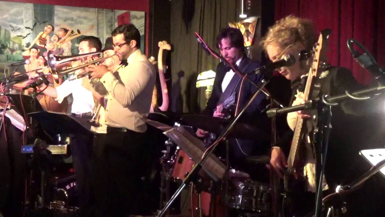 Tijuana Taxi Live at Camelots 290116 Lollipops & Roses