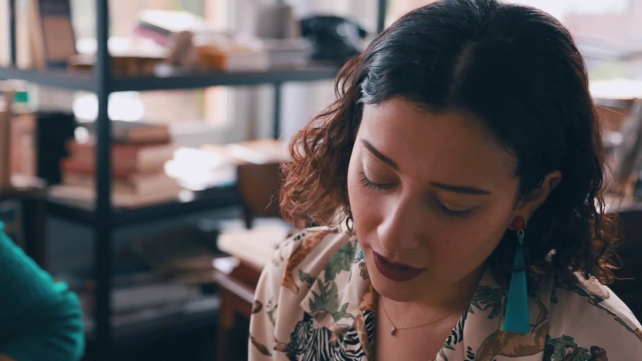 Melike Şahin - Ne Ettim Sana // KİTAPÇI