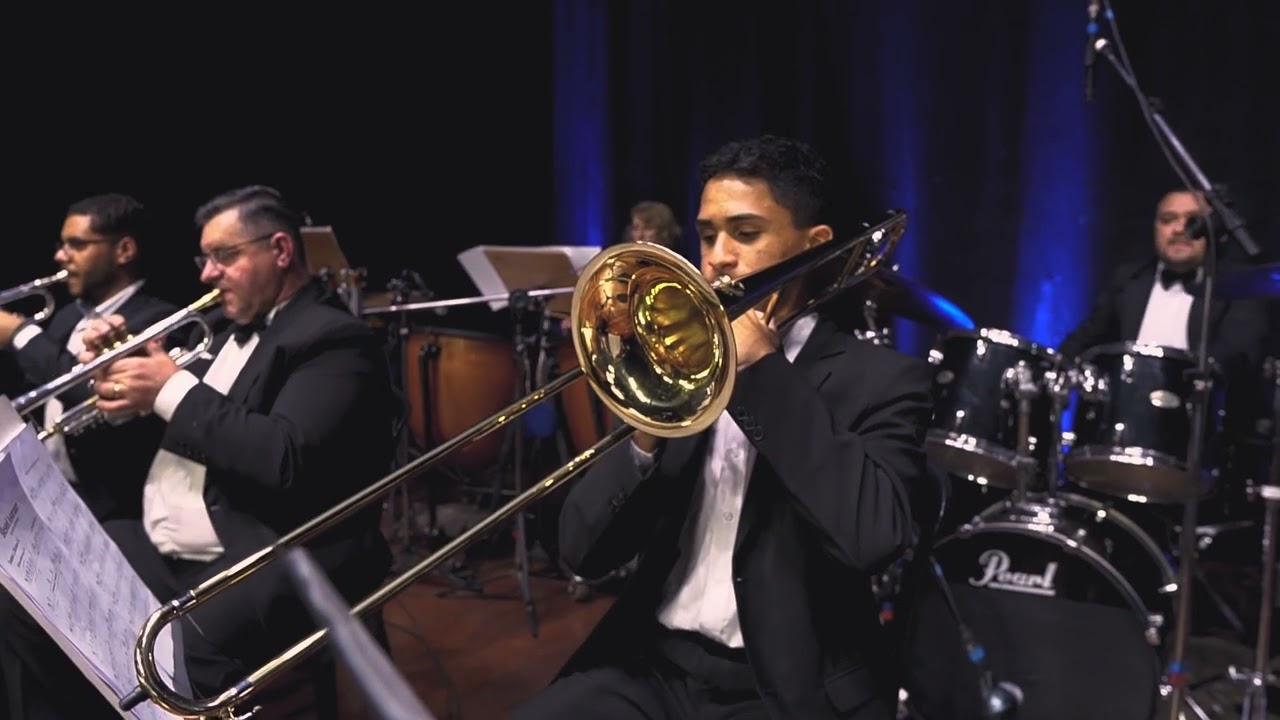 Blessed Assurance -  Phoebe Knapp; Solo: Jorge Araújo, Arr. Ed Dickinson; Maestro: Jessé Francisco.