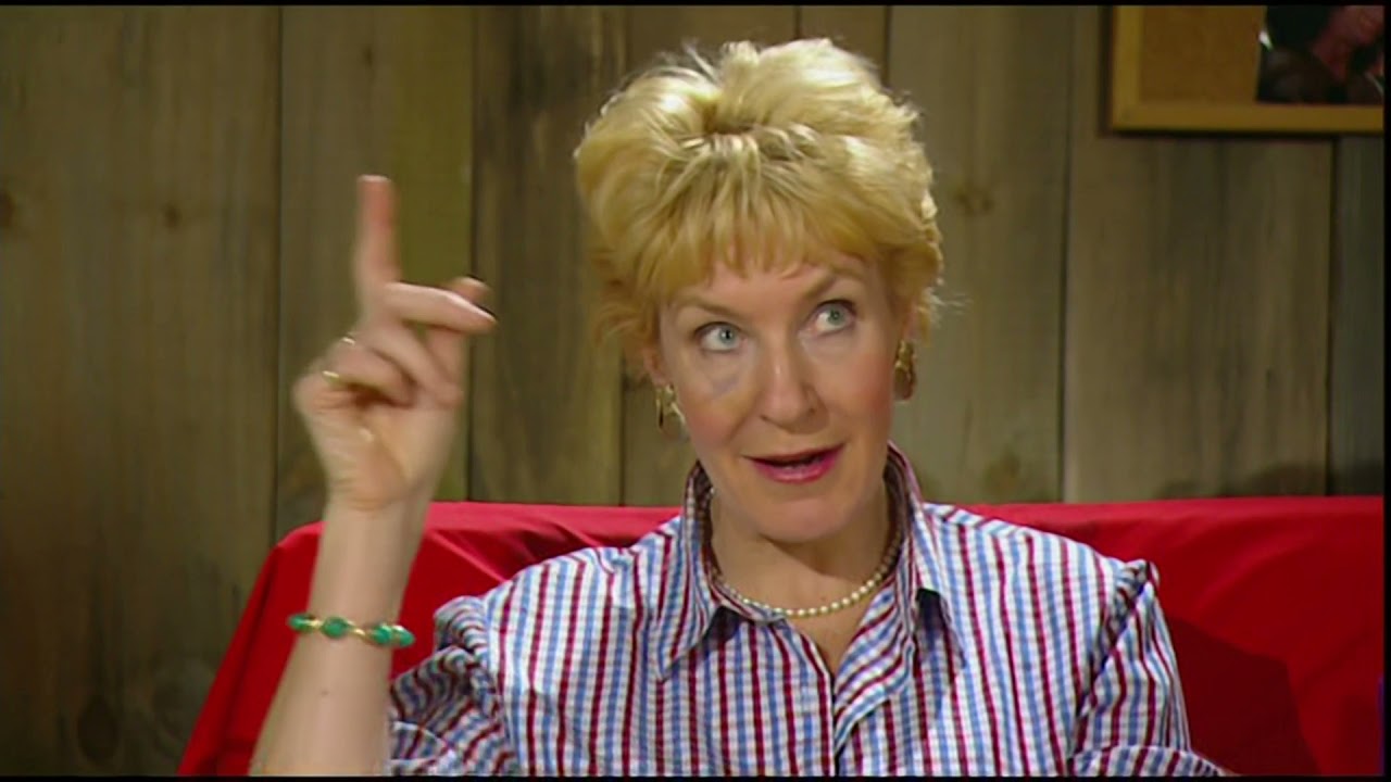 Bo Selecta S1 - The Bear with Christine Hamilton