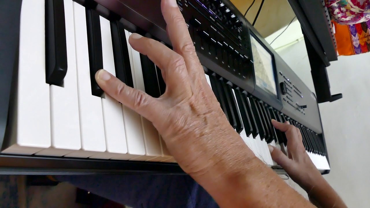 KORG KRONOS POLYSIX (PART 1) LIVE: TOUCHING THE ANALOG FEEL