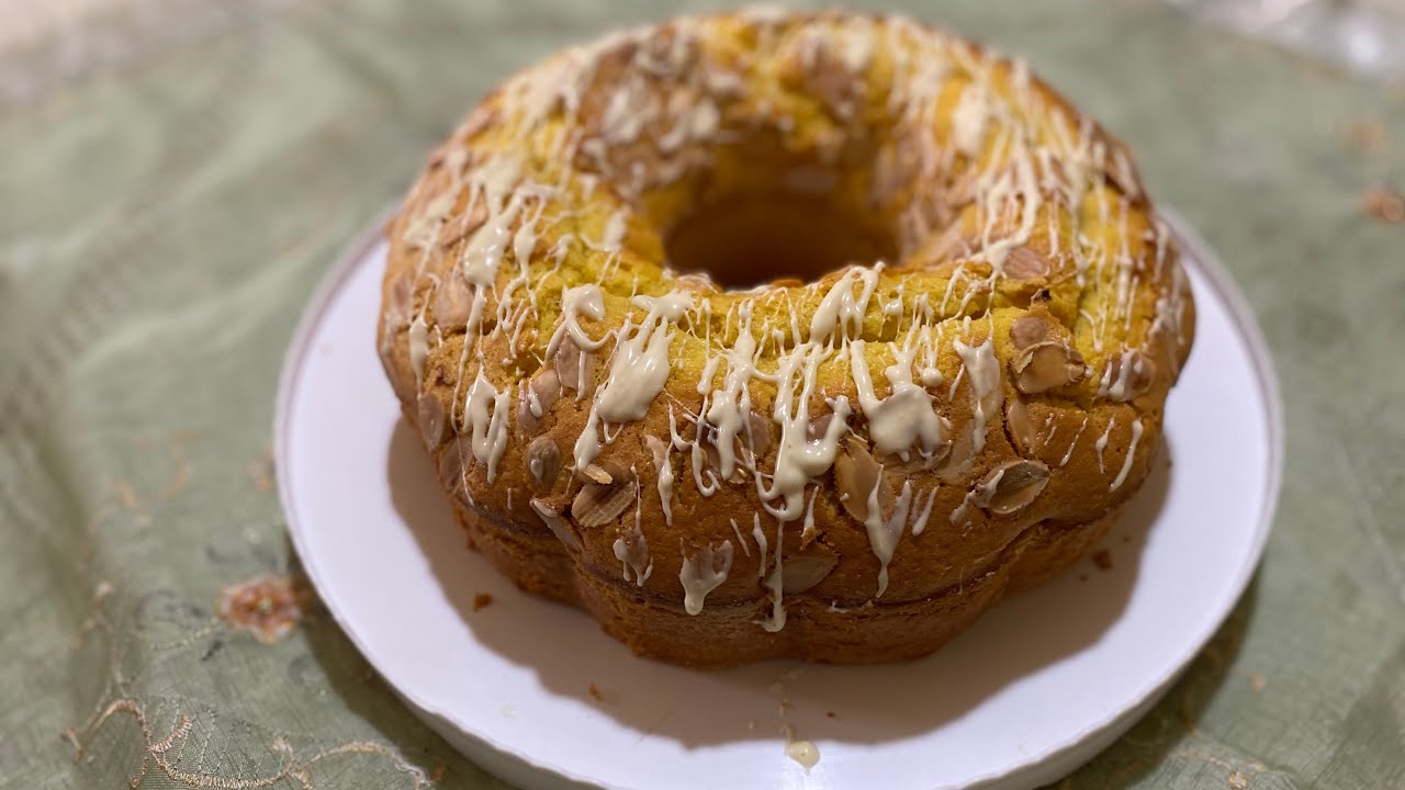 Ciambella al latte di mandorla