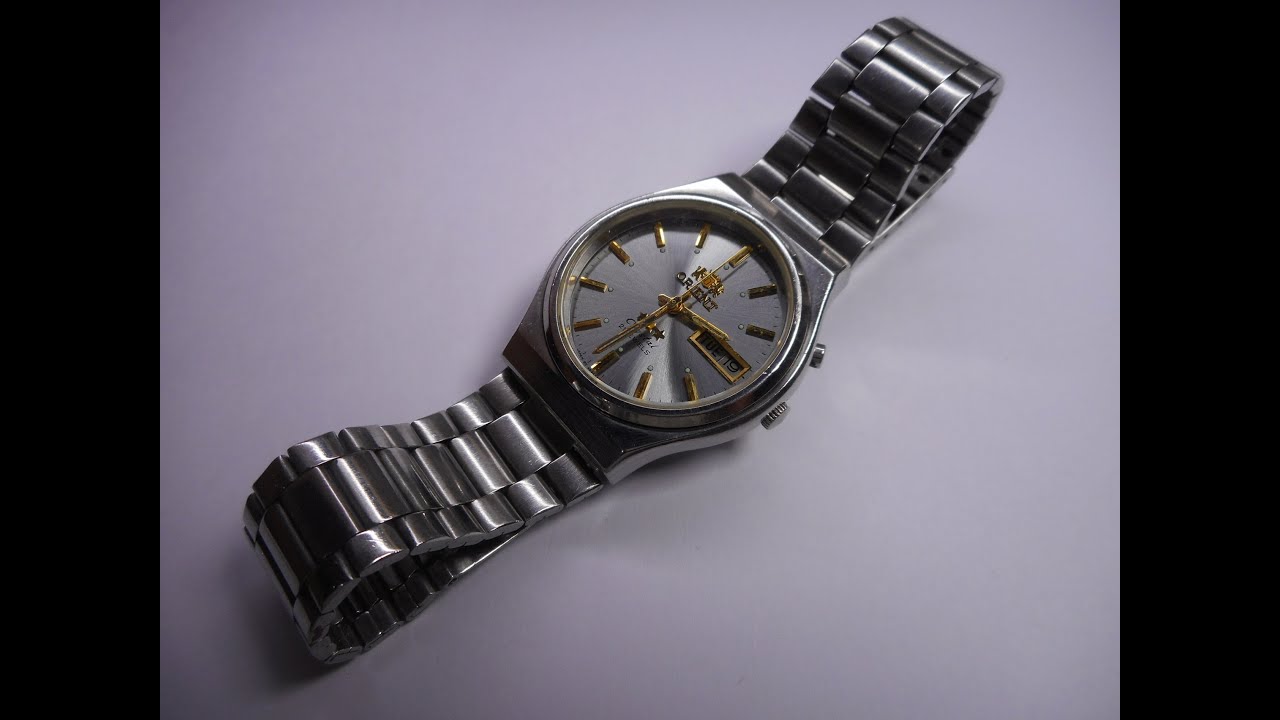 orient three star automatic watch