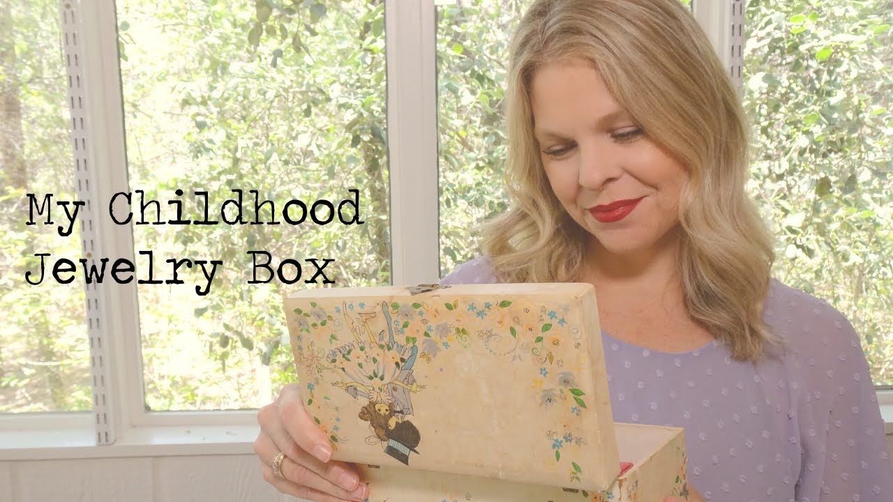 Cottage Living Tour: What's Inside My Childhood Jewelry Box?