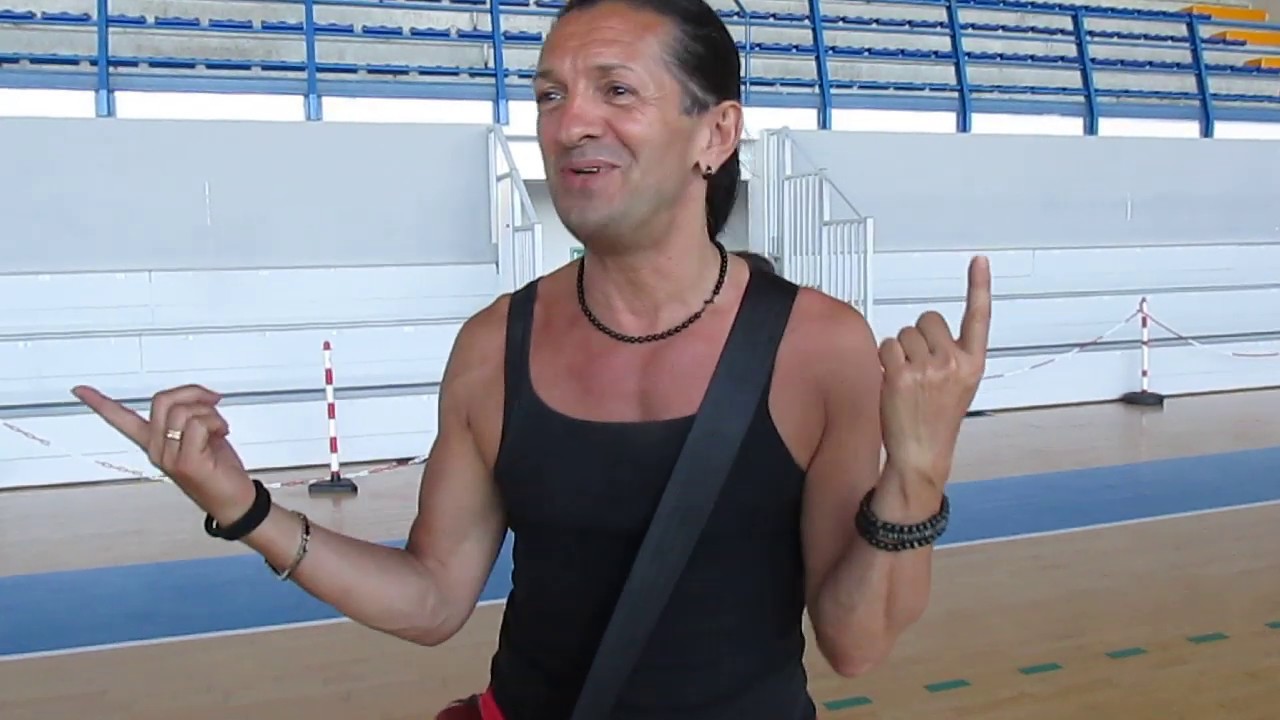 Intervista al performer Manuel Frattini