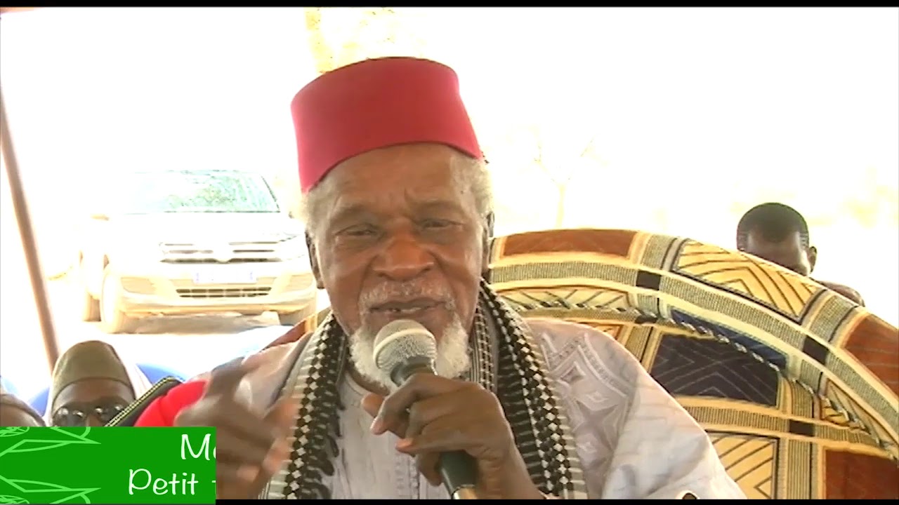 IYANE THIAM VISITE DES MAUSOLEES MAME MASSAMBA THIAM 1