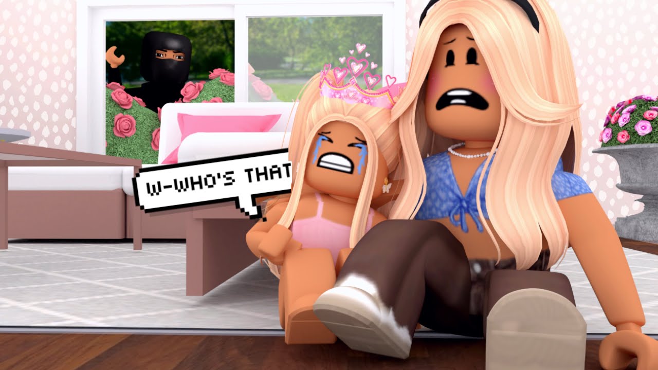 WE HAVE A STALKER. | Roblox Bloxburg VOICE Roleplay