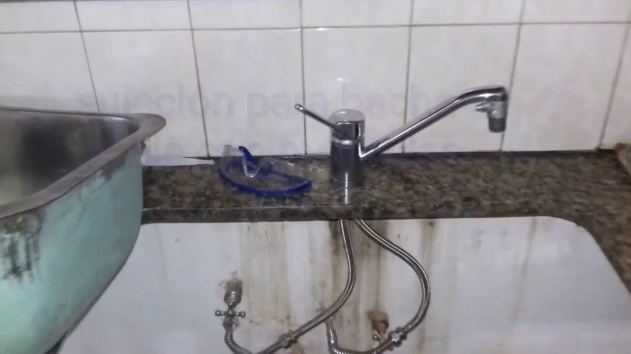 Cómo sujetar pileta en mesada de granito.