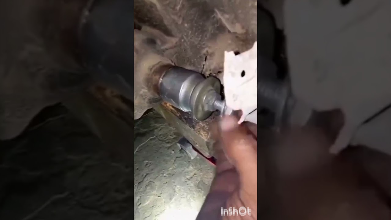 كيفيه رفع او خفض السياره عن الشارع رونو 19