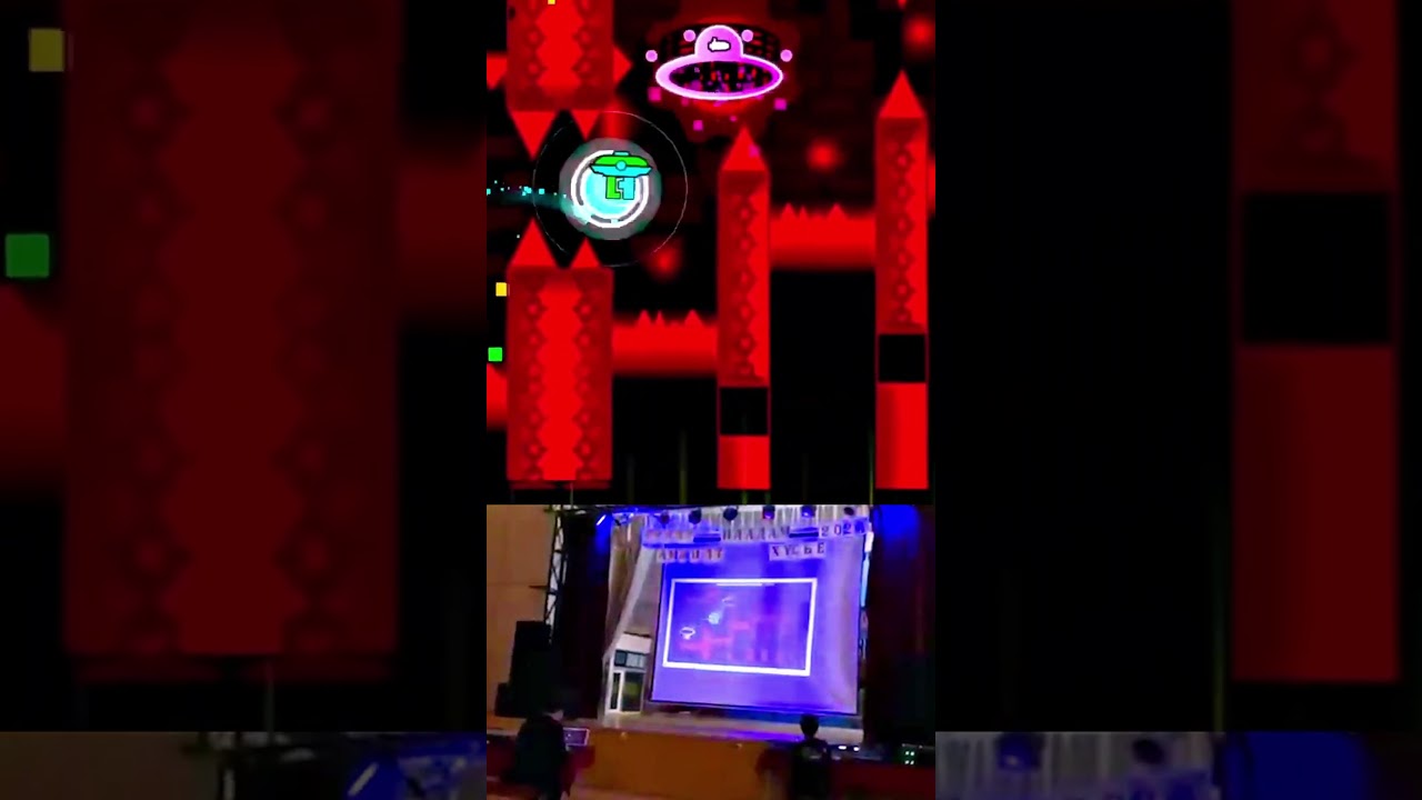 Лучший момент на шоу талантов Geometry Dash!