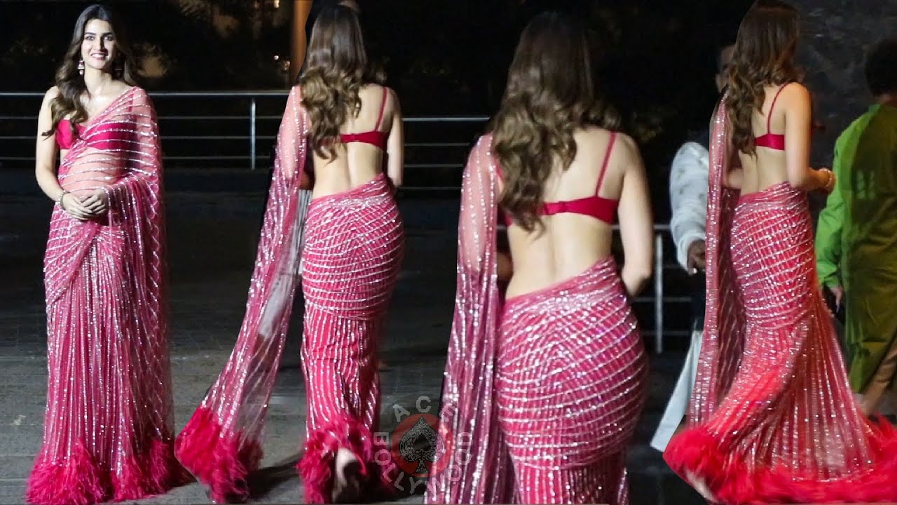 Kriti Sanon Show Her Belly Button In Transparent Saree With Ekta Kapoor @ Sonam Kapoor🪔 Diwali Bash